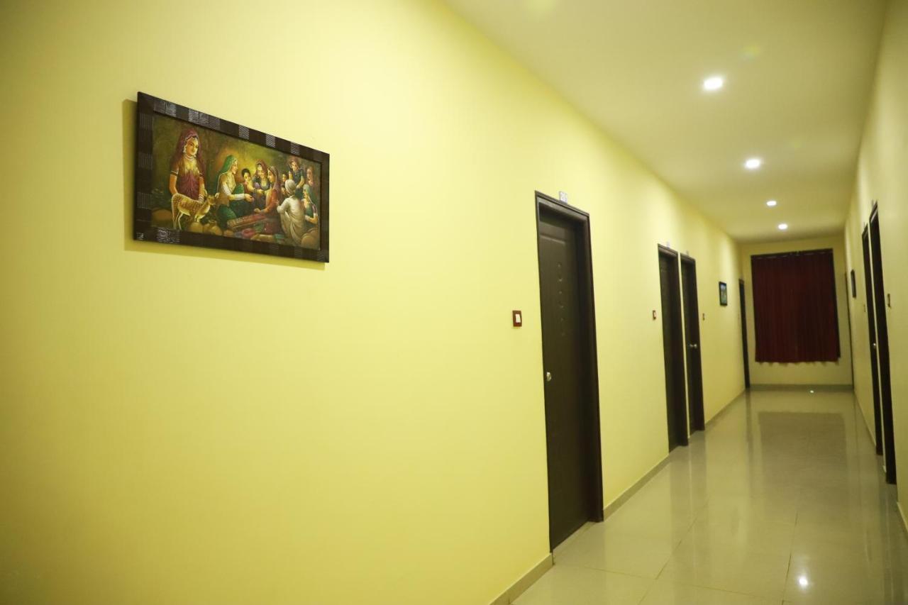 Hotel Megha Residency Haveri Exterior foto