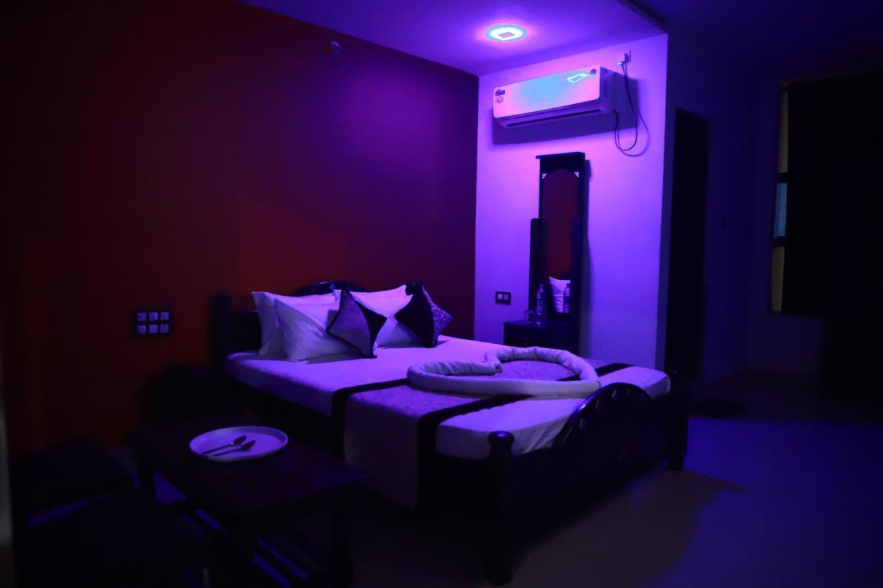 Hotel Megha Residency Haveri Exterior foto