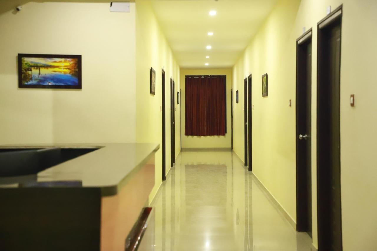 Hotel Megha Residency Haveri Exterior foto