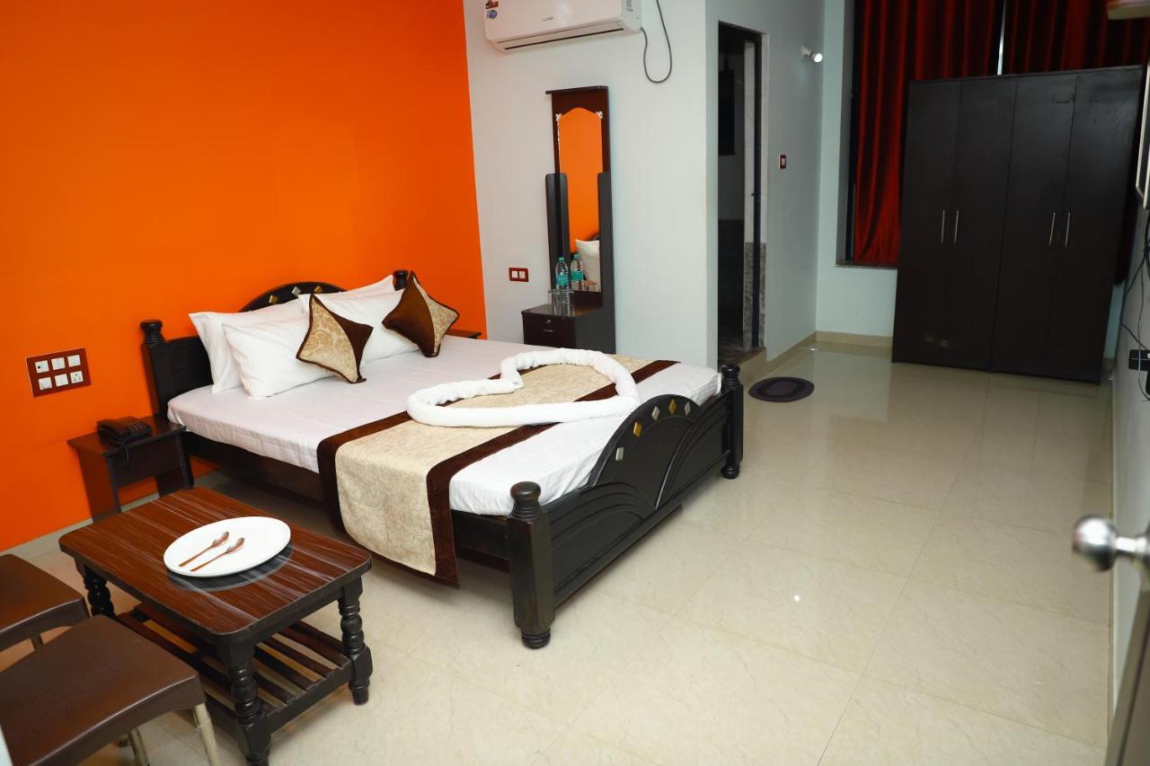 Hotel Megha Residency Haveri Exterior foto